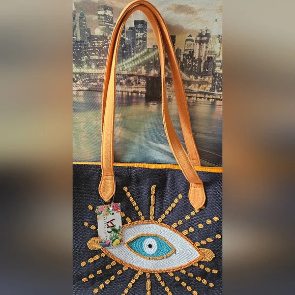 EXPRESS EDIT Embroidered Eye Design Tote Bag NWT - Picture 7 of 12